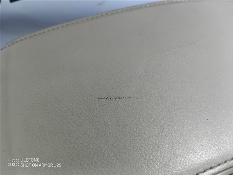 Подлокотник Audi Q5 2010 8R
