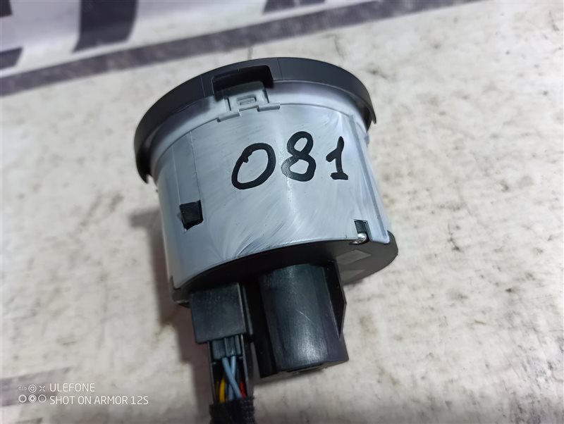 Переключатель света фар Skoda Octavia 2011 A5