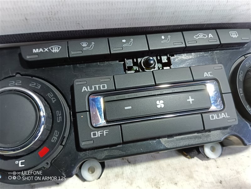 Блок управления климат-контролем Skoda Octavia 2011 A5