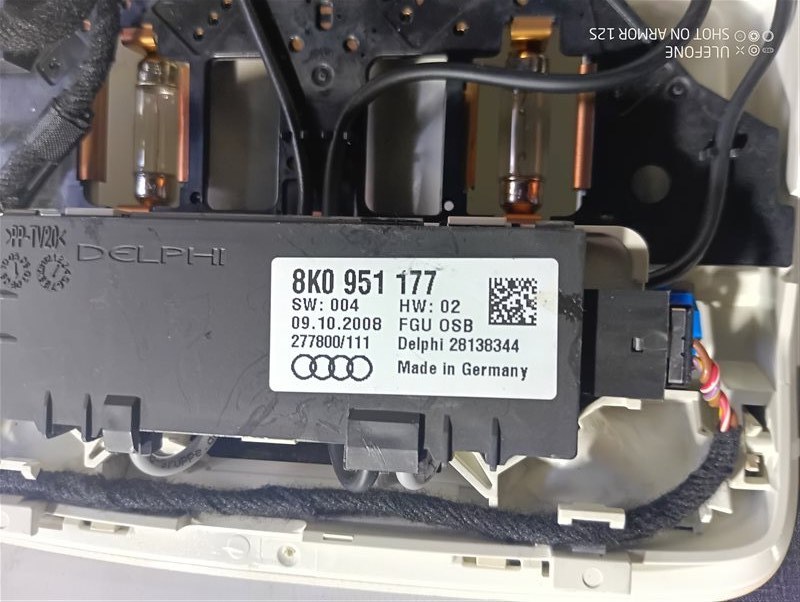 Плафон потолочный Audi Q5 2010 8R