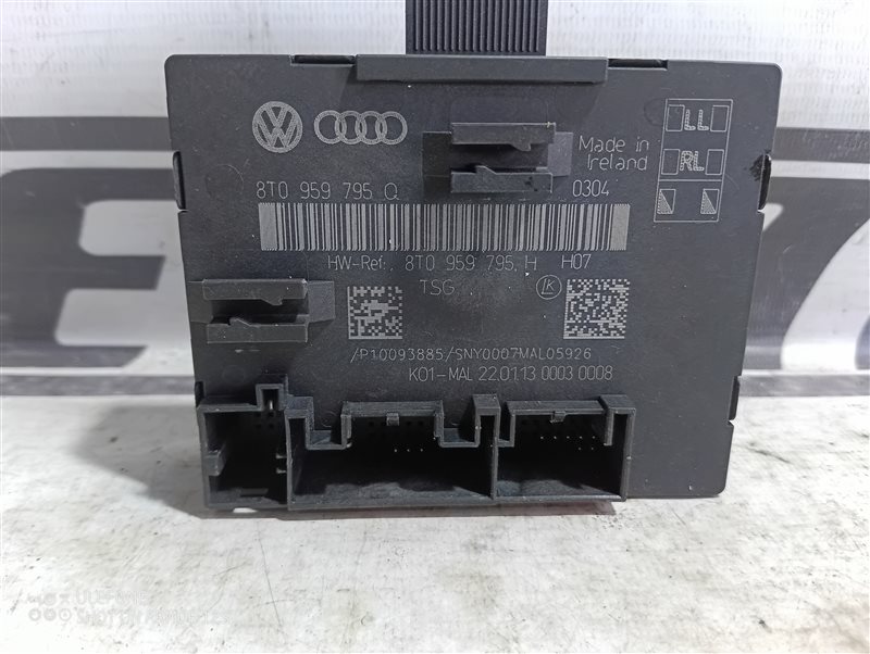 Блок управления дверьми Audi A5 2013 8T
