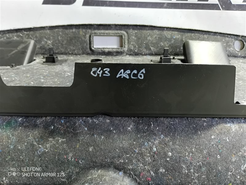 Обшивка крышки багажника Audi A6 2005 C6