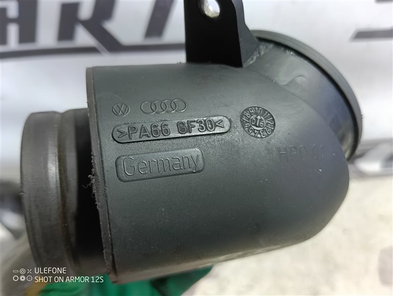 Патрубок впускной системы Audi Q7 2007 4L