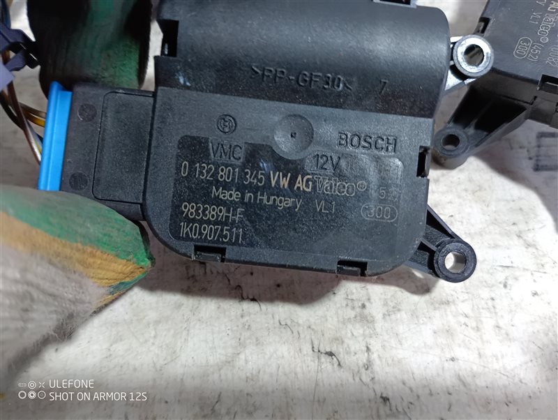 Сервопривод заслонки печки Audi A3 2009 8P