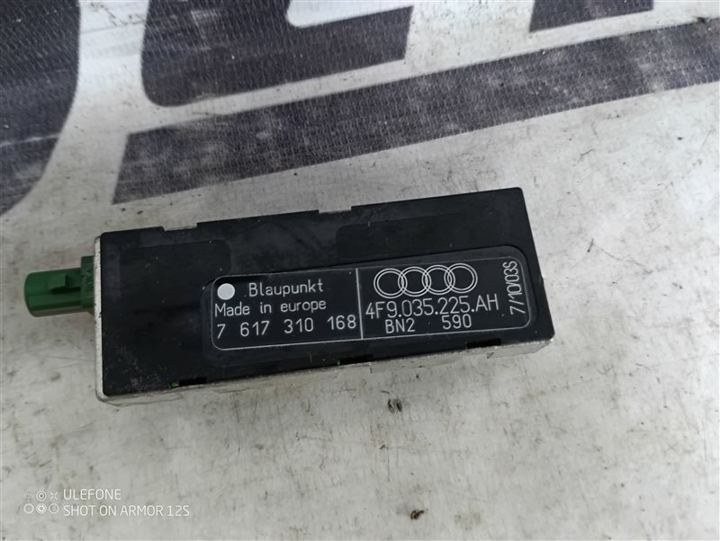 Усилитель антенны Audi A6 2010 C6