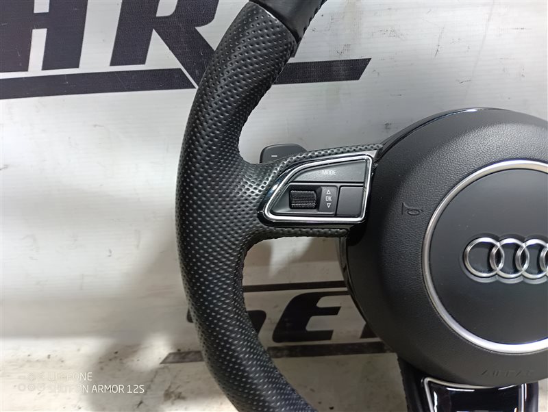 Руль с подрулевыми лепестками Audi A5 2013 8T