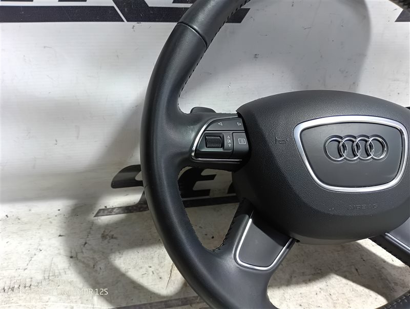 Руль с подрулевыми лепестками Audi A6 2012 C7