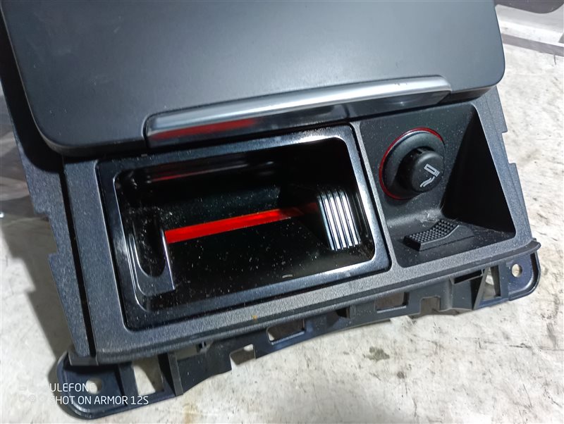 Пепельница Audi A4 2010 B8