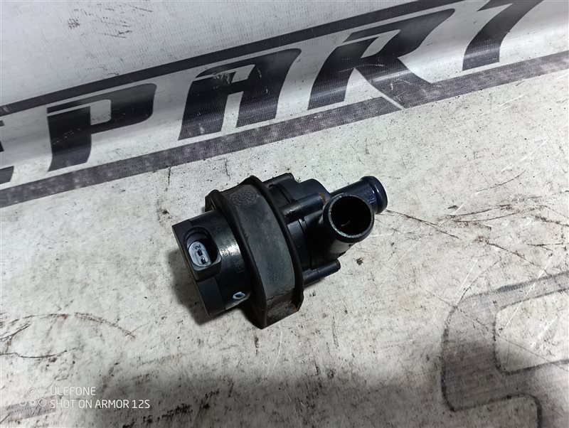 Помпа дополнительная Skoda Octavia 2011 A5