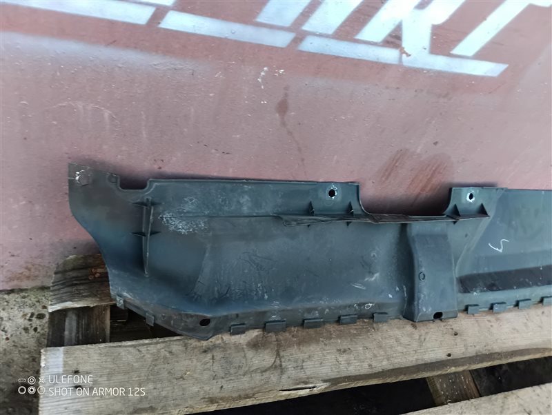 Кожух замка капота Audi A4 2010 B8