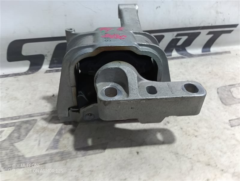 Подушка двигателя Audi Q3 2012 8U