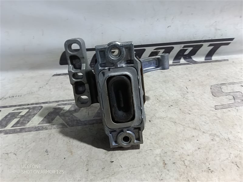Подушка двигателя Audi Q3 2012 8U