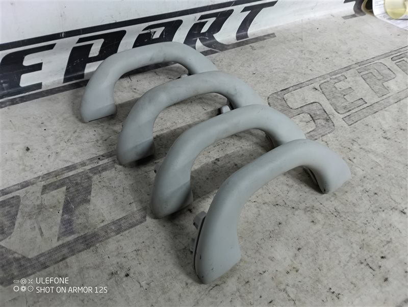 Ручки потолочные Volkswagen Passat 2009 B6