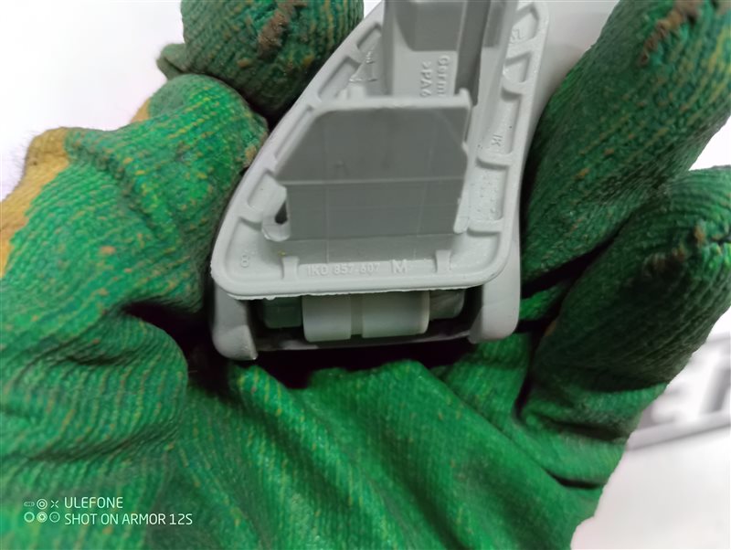 Ручки потолочные Volkswagen Passat 2009 B6