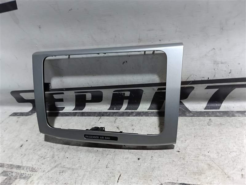 Рамка магнитолы Volkswagen Passat 2009 B6