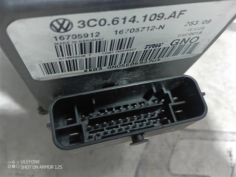Блок ABS Volkswagen Passat 2009 B6