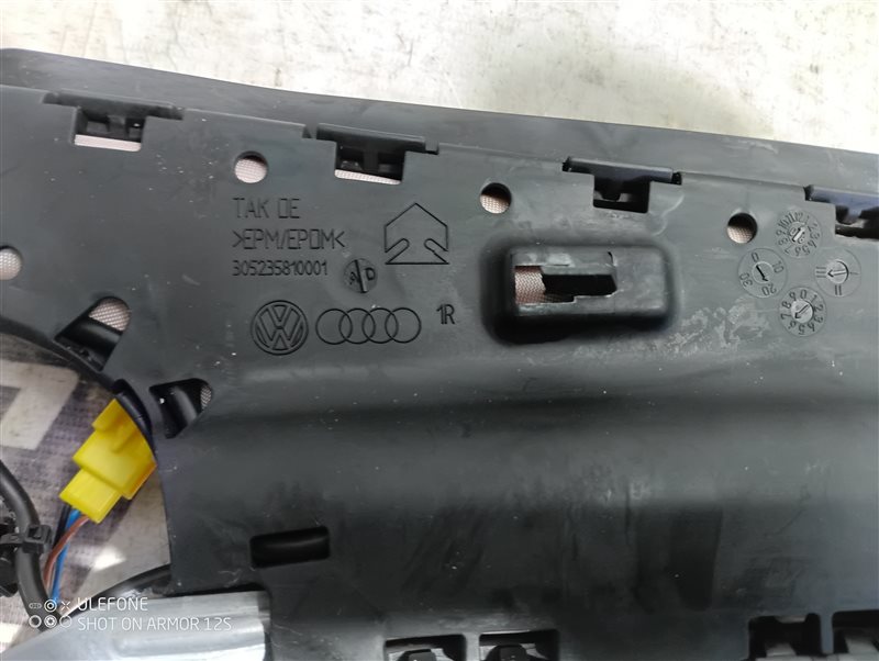 Подушка безопасности в сиденье Volkswagen Passat 2008 B6