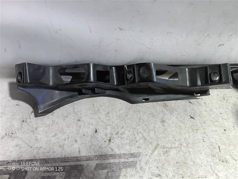 Кронштейн бампера Volkswagen Passat 2008 B6