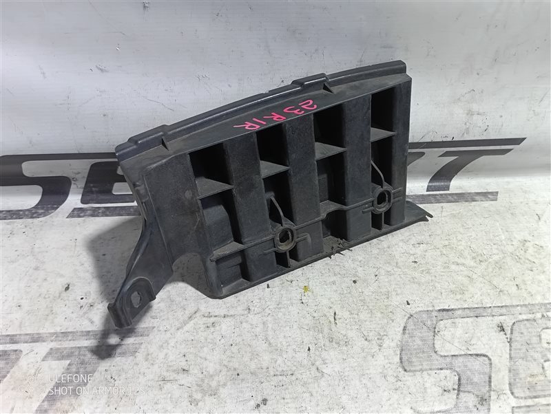 Кронштейн бампера Audi A6 2010 C6