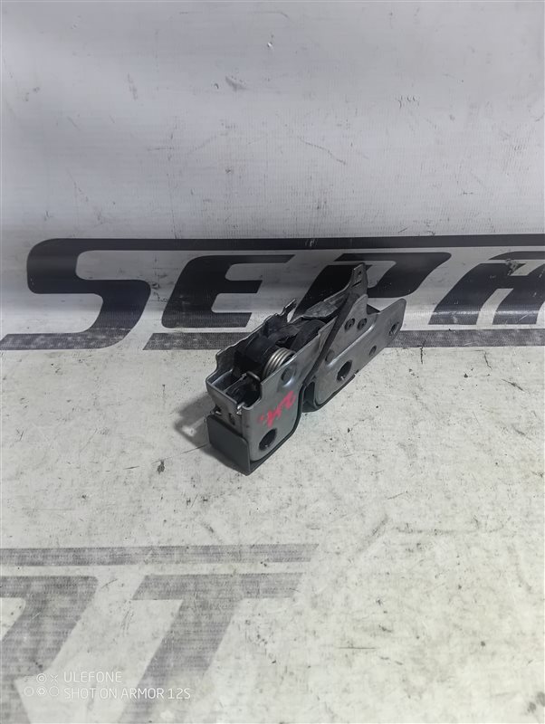 Замок капота Volkswagen Passat 2011 B7