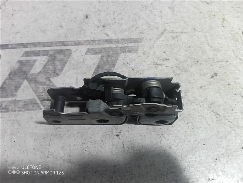 Замок капота Volkswagen Passat 2011 B7