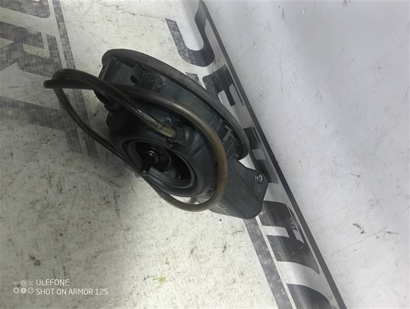 Лючок топливного бака Volkswagen Passat 2008 B6