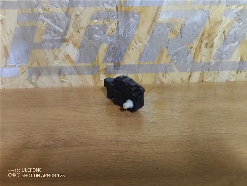 Сервопривод заслонки печки Audi A4 2009 B8