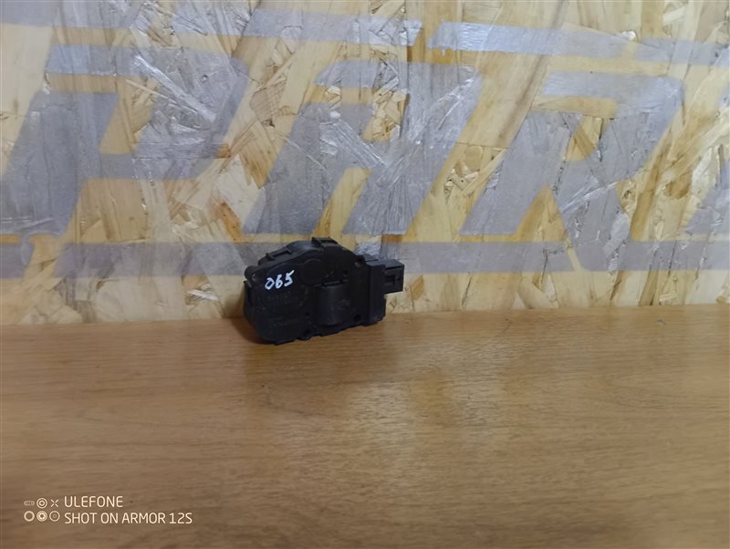Сервопривод заслонки печки Audi A4 2009 B8