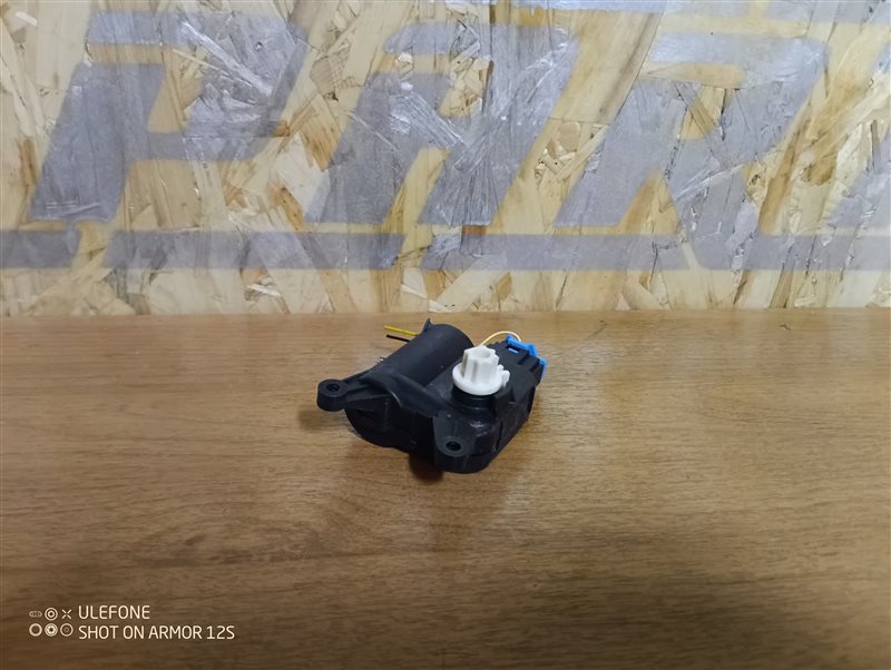 Сервопривод заслонки печки Volkswagen Passat 2011 B7