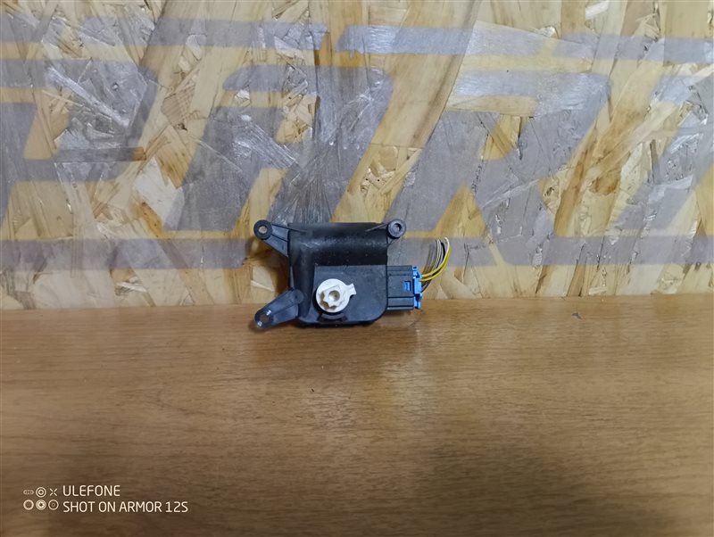 Сервопривод заслонки печки Volkswagen Passat 2008 B6
