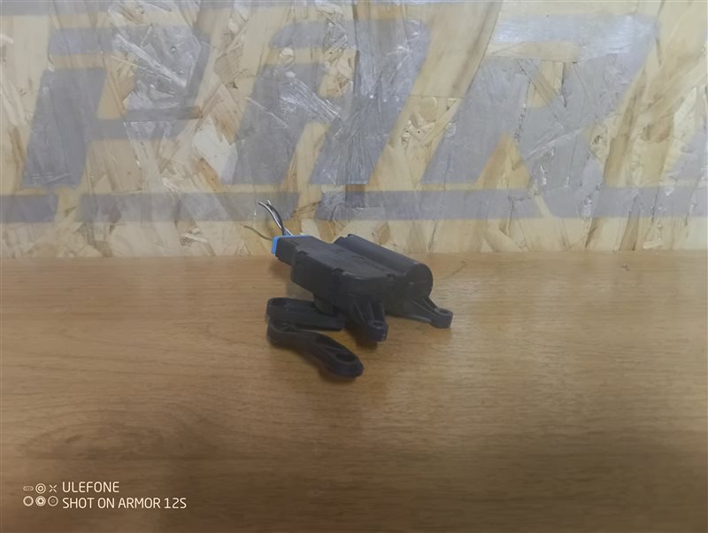 Сервопривод заслонки печки Volkswagen Passat 2008 B6