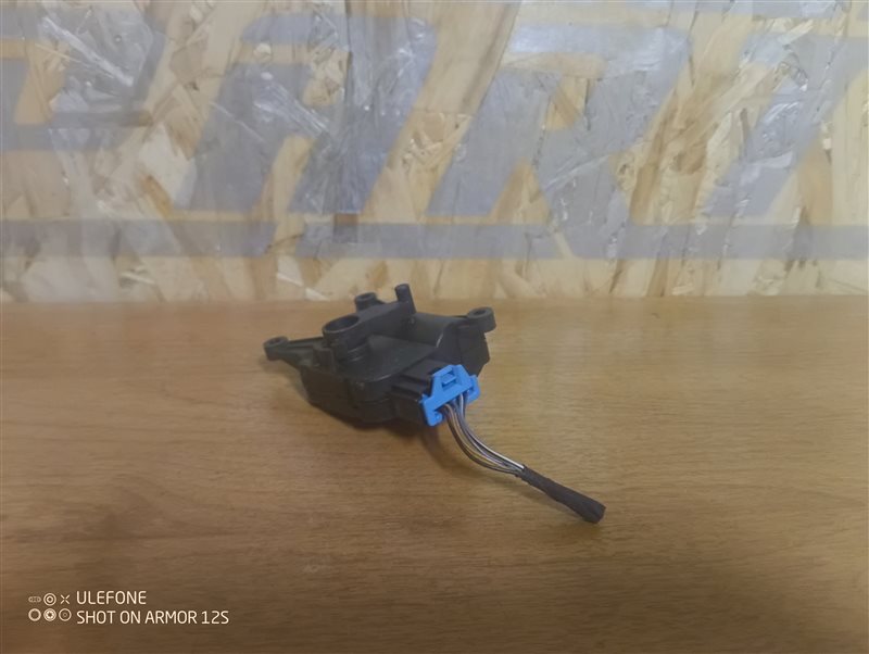 Сервопривод заслонки печки Volkswagen Passat 2008 B6