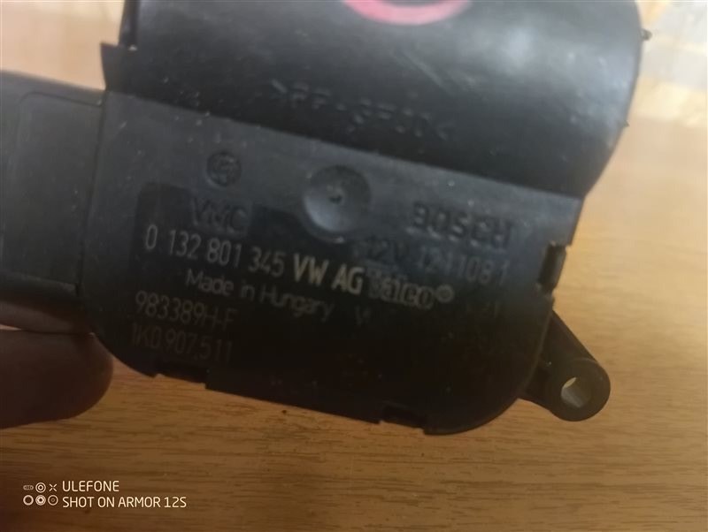 Сервопривод заслонки печки Volkswagen Passat 2008 B6