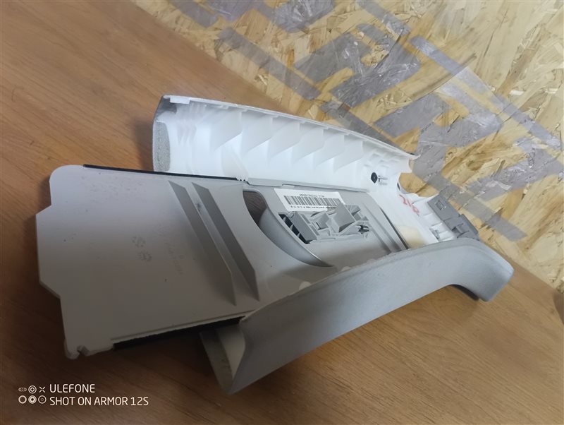 Обшивка стойки центральной Volkswagen Passat 2008 B6