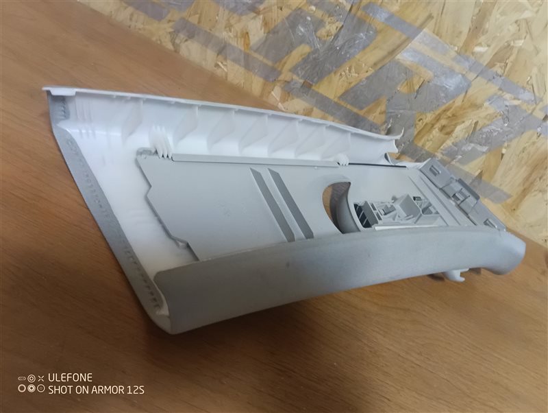 Обшивка стойки центральной Volkswagen Passat 2008 B6