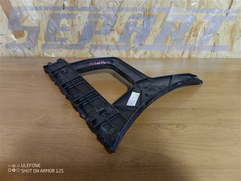 Кронштейн бампера Audi A4 2012 B8