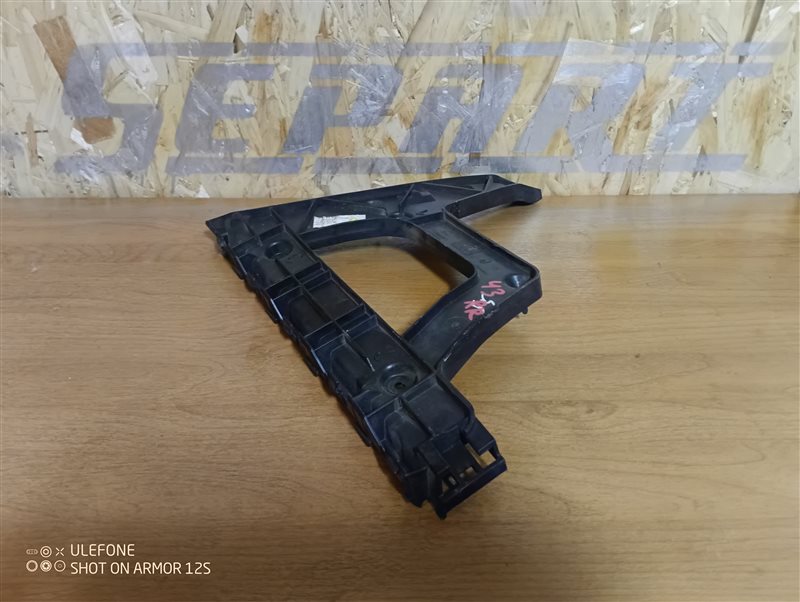 Кронштейн бампера Audi A4 2012 B8