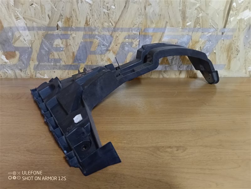 Кронштейн бампера Audi Q3 2012 8U