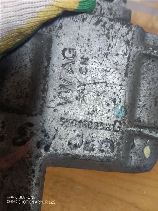 Подушка двигателя Audi Q3 2012 8U