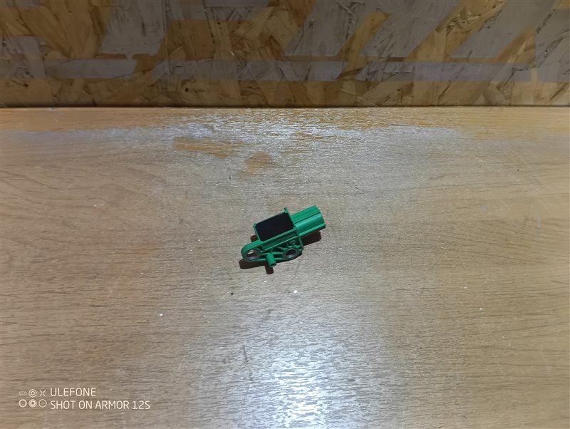 Датчик удара Audi Q5 2010 8R