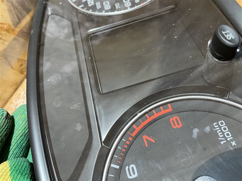 Панель приборов Audi Q5 2010 8R