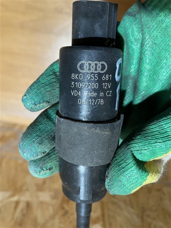 Насос омывателя фар Audi A4 2012 B8