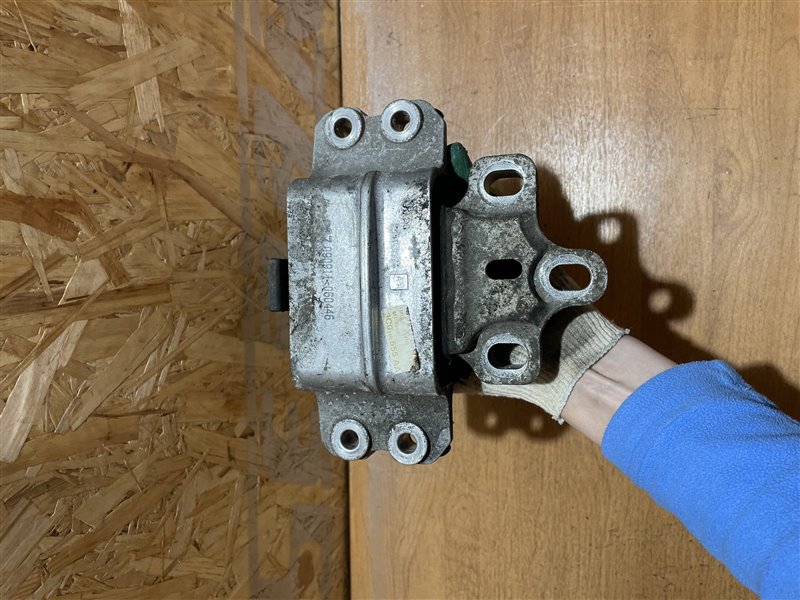 Подушка АКПП Volkswagen Passat 2009 B6