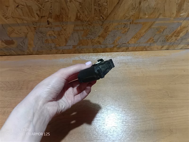 Сервопривод заслонки печки Audi A6 2010 C6
