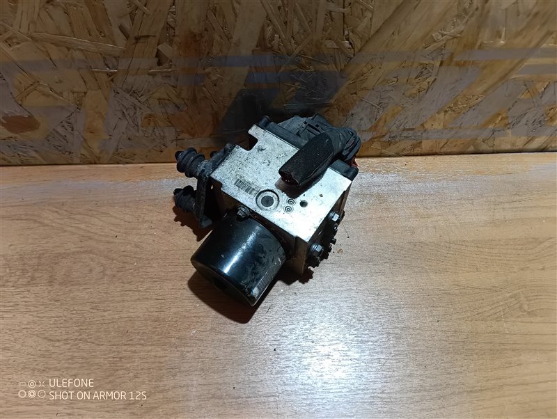 Блок ABS Volkswagen Passat 2006 B6