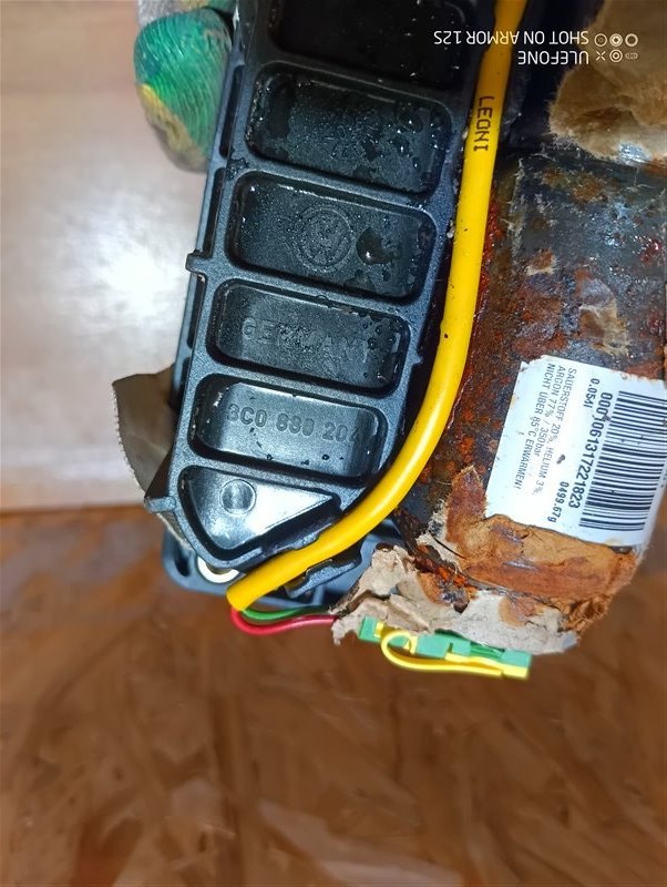 Подушка безопасности пассажира Volkswagen Passat 2006 B6
