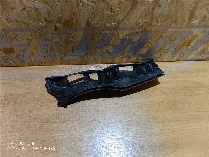 Кронштейн бампера Volkswagen Passat 2006 B6