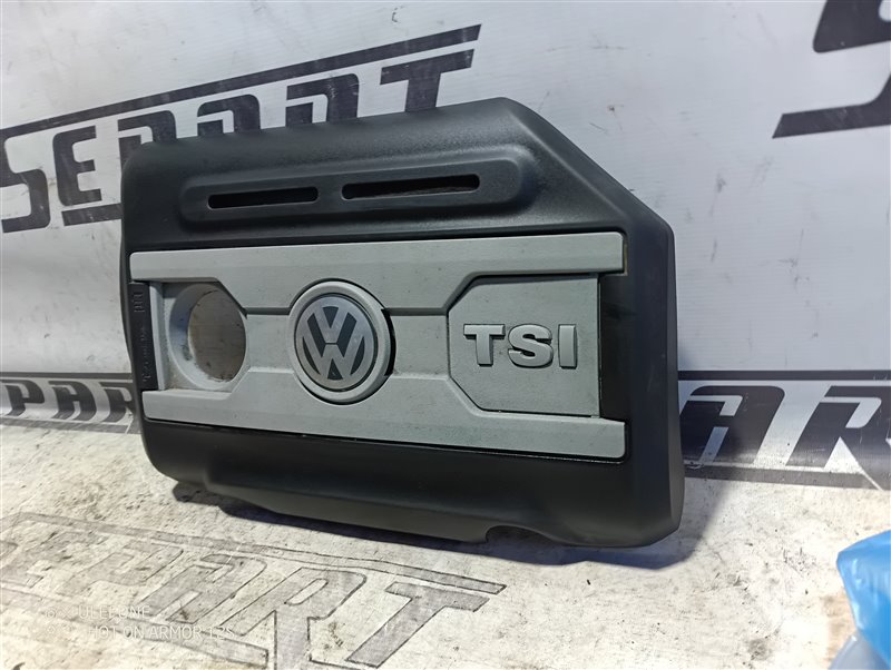 Крышка двигателя декоративная Volkswagen Tiguan 2013 5N