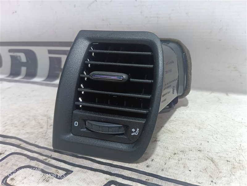 Дефлектор обдува салона Skoda Fabia RS 2010