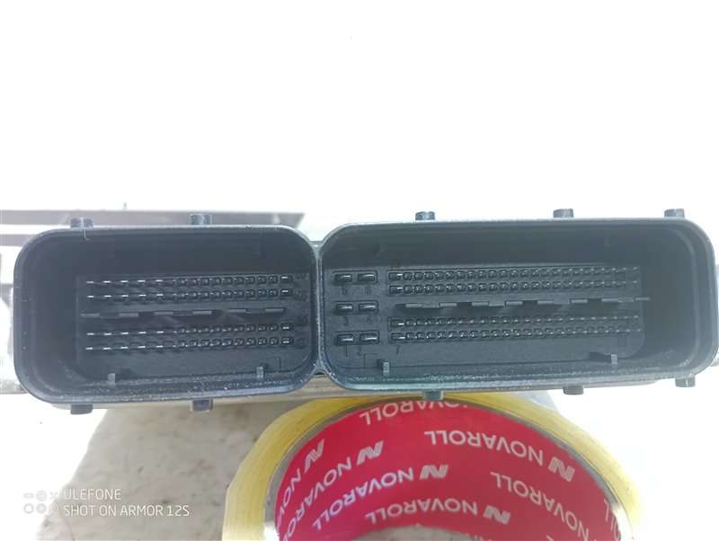 Блок управления двигателем Skoda YETI 2012